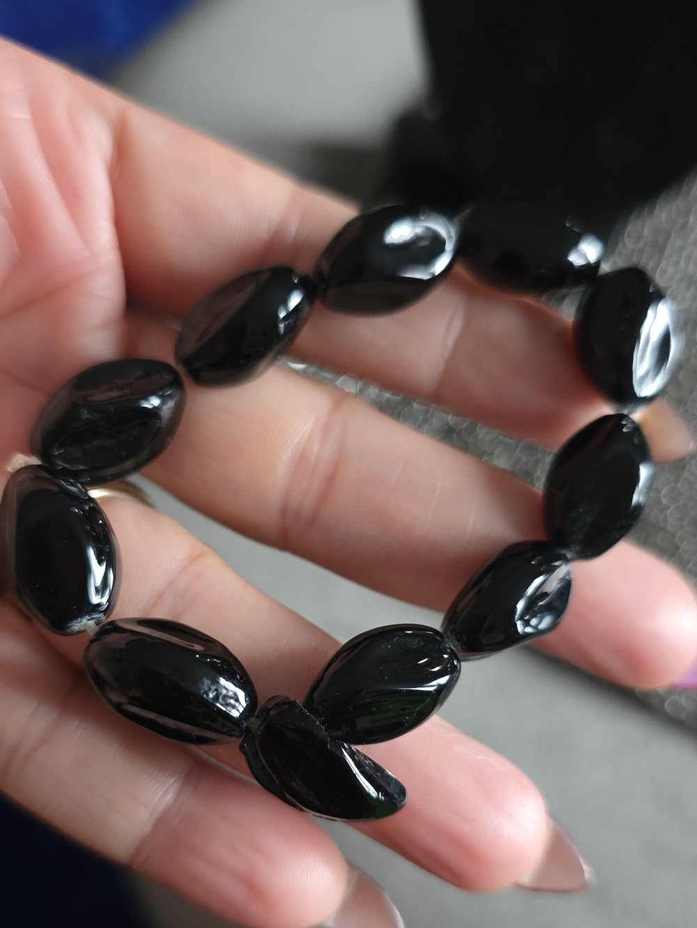 Source Unknown Black Oval Beaded Stretch Bracelet
